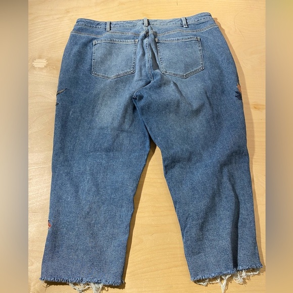 Lane Bryant Girlfriend Embroidered Blue Ankle Jeans 22R (IY) - Picture 9 of 10
